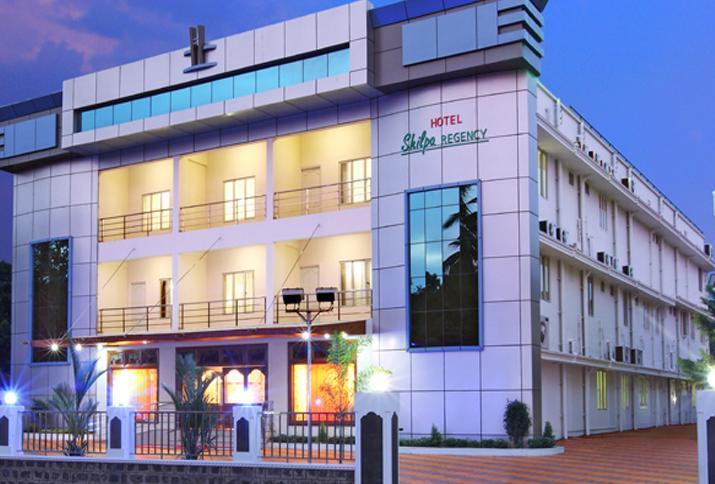 Hotel Shilpa Regency Kottārakara Eksteriør bilde