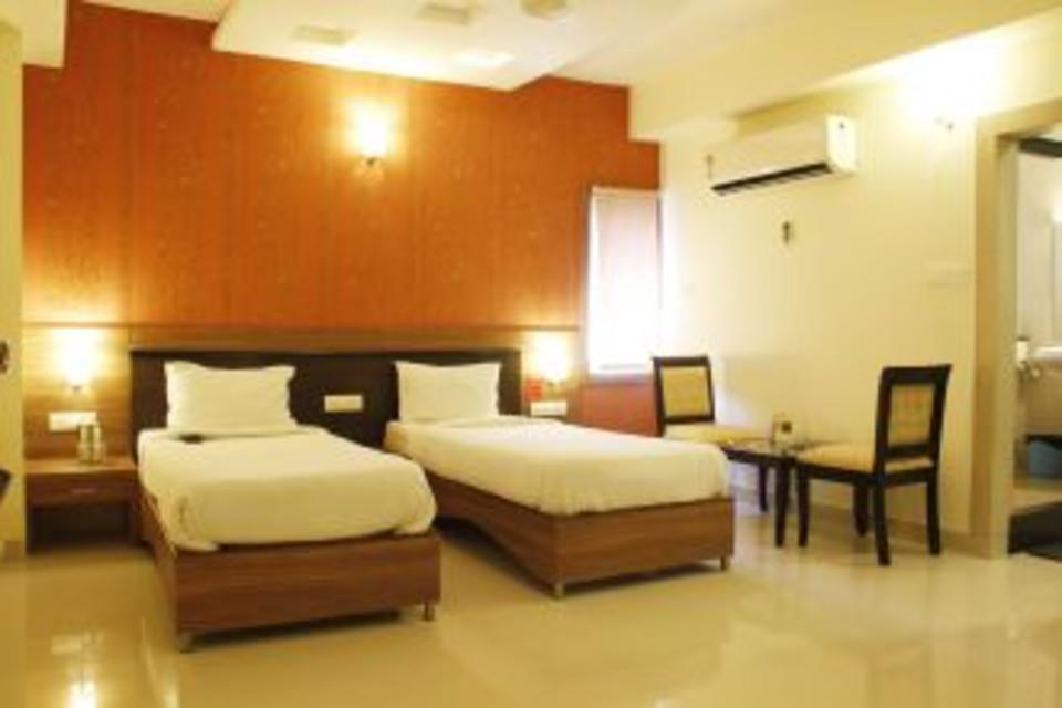 Hotel Shilpa Regency Kottārakara Eksteriør bilde